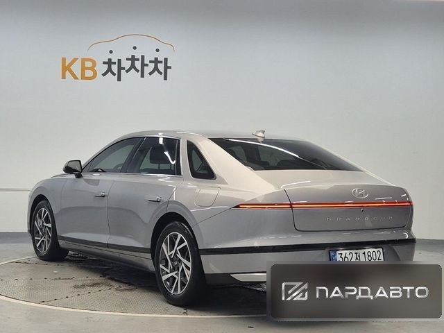 Hyundai Grandeur (GN7)