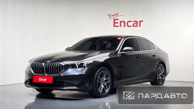 BMW 5 Series (G60)