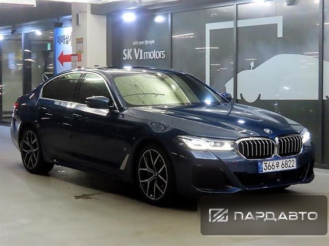 BMW 5 Series (G30)