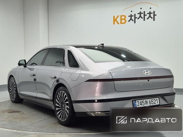 Hyundai Grandeur (GN7)
