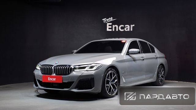 BMW 5 Series (G30)