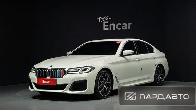 BMW 5 Series (G30)