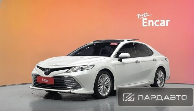 Toyota Camry (XV70)