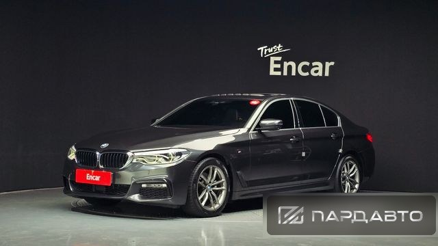 BMW 5 Series (G30)