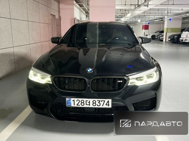 BMW M5 (F90)