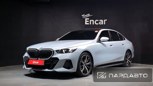BMW 5 Series (G60)