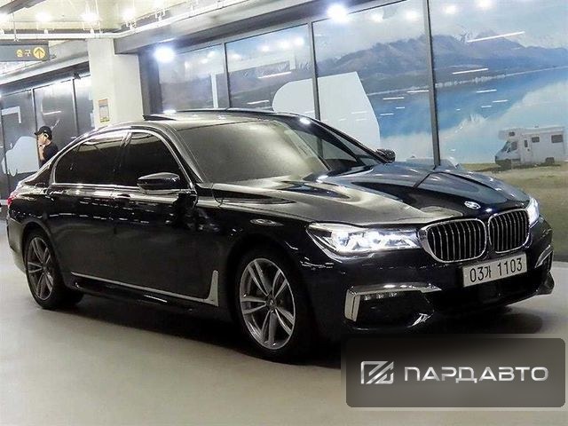 BMW 7 Series (G11)