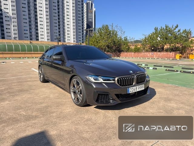 BMW 5 Series (G30)