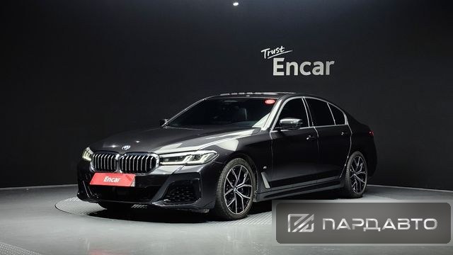 BMW 5 Series (G30)
