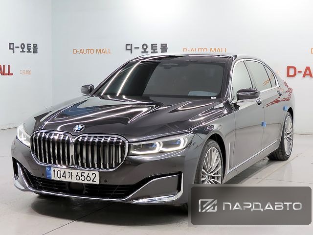 BMW 7 Series (G11)