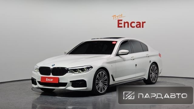 BMW 5 Series (G30)