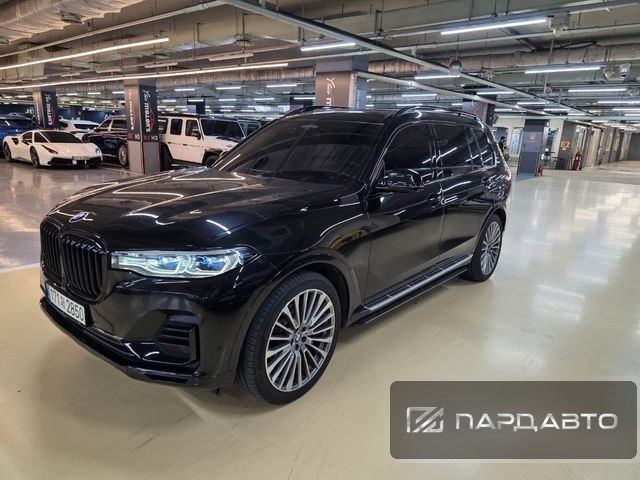 BMW X7 (G07)