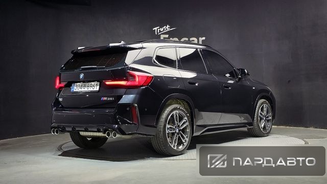BMW X1 (U11)