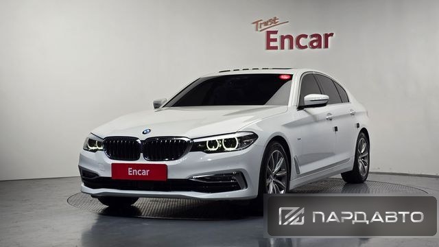 BMW 5 Series (G30)