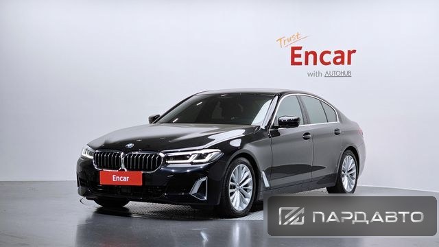 BMW 5 Series (G30)