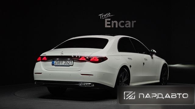 Mercedes-Benz E-Class (W214)