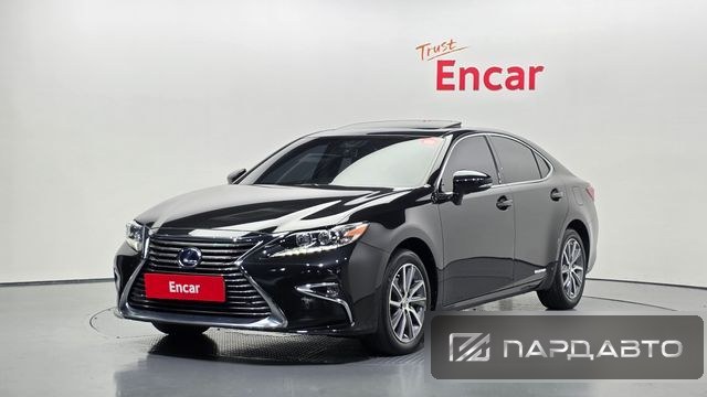 Lexus ES300h (XV60)