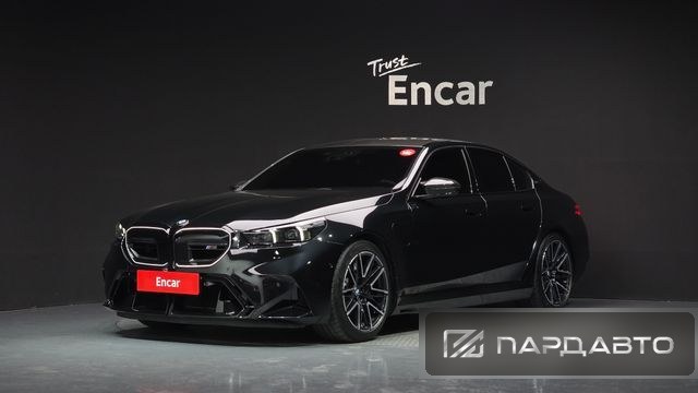 BMW M5 (G90)