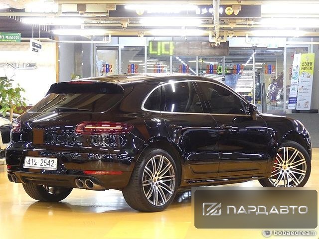 Porsche Macan