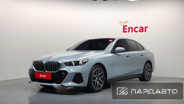 BMW 5 Series (G60)