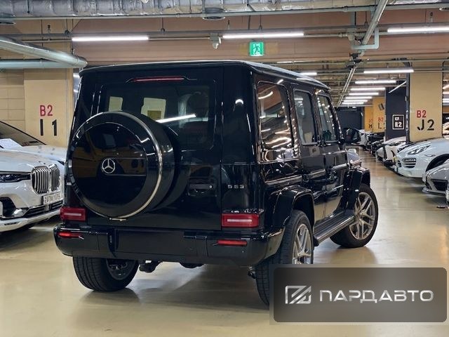 Mercedes-Benz G-Class (W465)