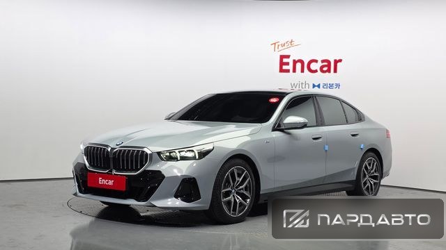BMW 5 Series (G60)