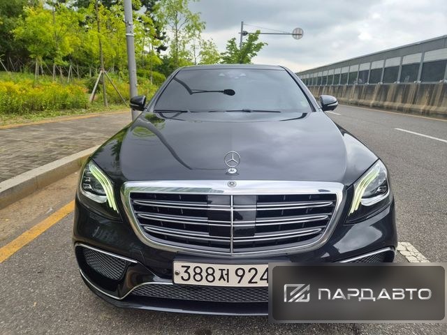 Mercedes-Benz S-Class (W222)