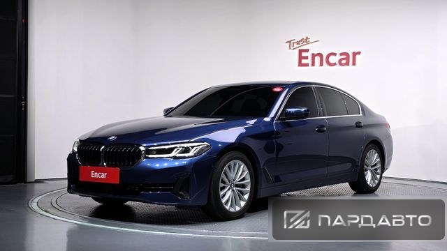 BMW 5 Series (G30)