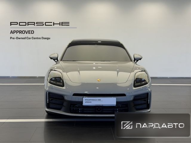 Porsche Panamera (976)