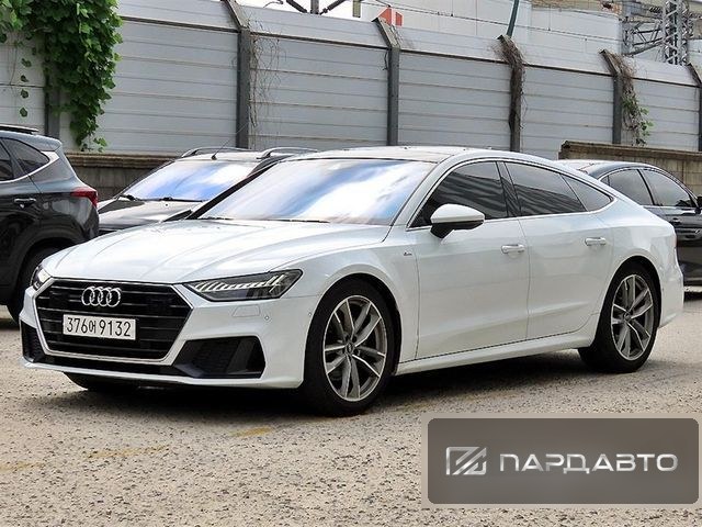 Audi A7 (4K)