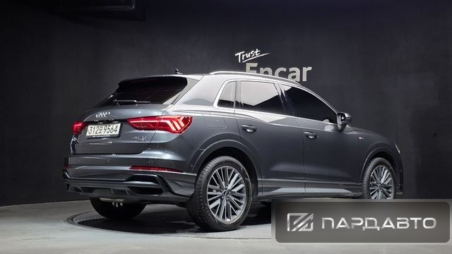 Audi Q3 (F3)