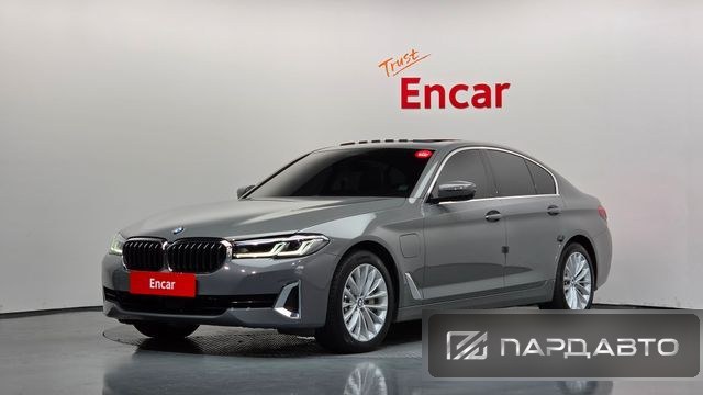 BMW 5 Series (G30)
