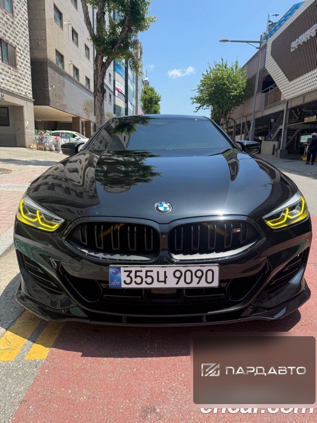 BMW 8 Series (G15)