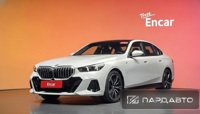 BMW 5 Series (G60)