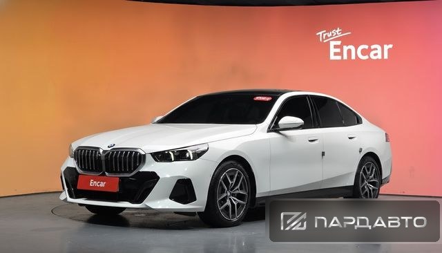 BMW 5 Series (G60)