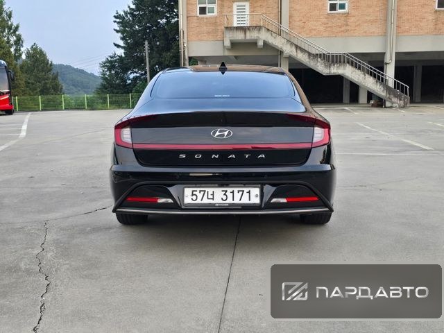 Hyundai Sonata (DN8)