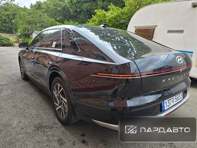 Hyundai Grandeur (GN7)