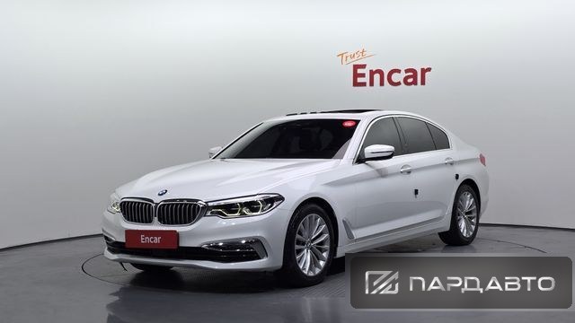 BMW 5 Series (G30)