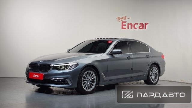BMW 5 Series (G30)