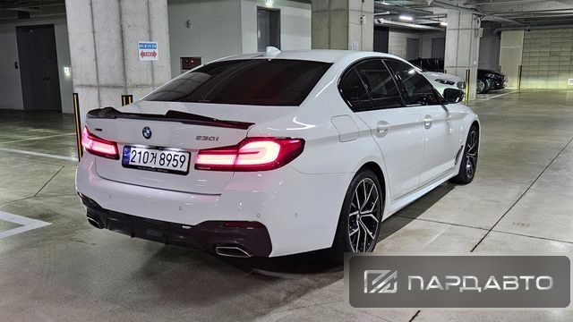 BMW 5 Series (G30)