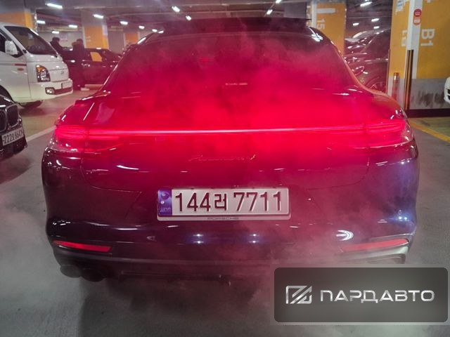 Porsche Panamera (971)