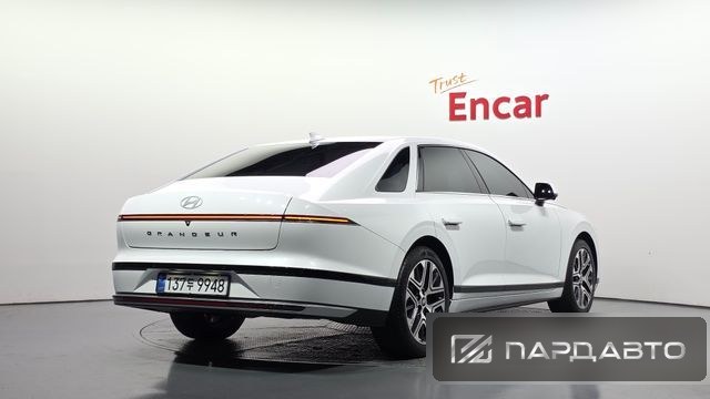 Hyundai Grandeur (GN7)