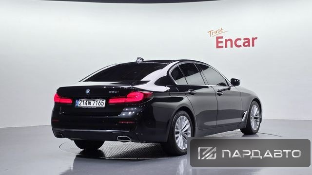 BMW 5 Series (G30)