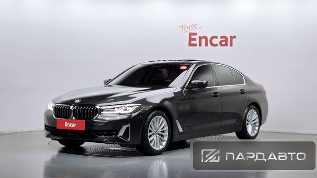 BMW 5 Series (G30)