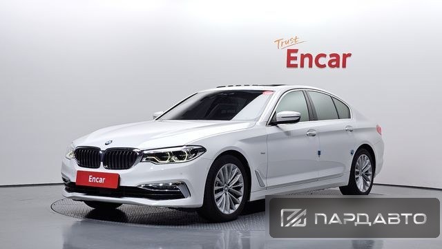 BMW 5 Series (G30)