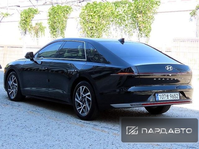 Hyundai Grandeur (GN7)