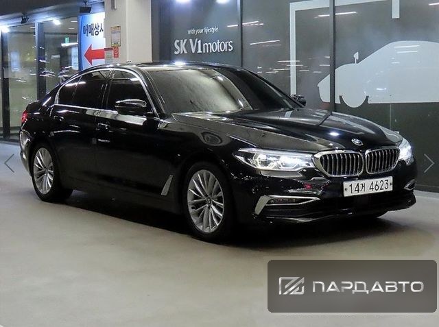 BMW 5 Series (G30)