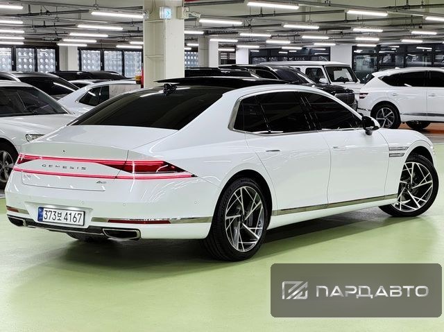 Genesis G90 (RS4)