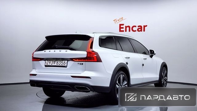 Volvo V60 Cross Country