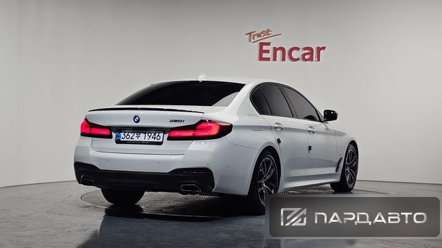 BMW 5 Series (G30)